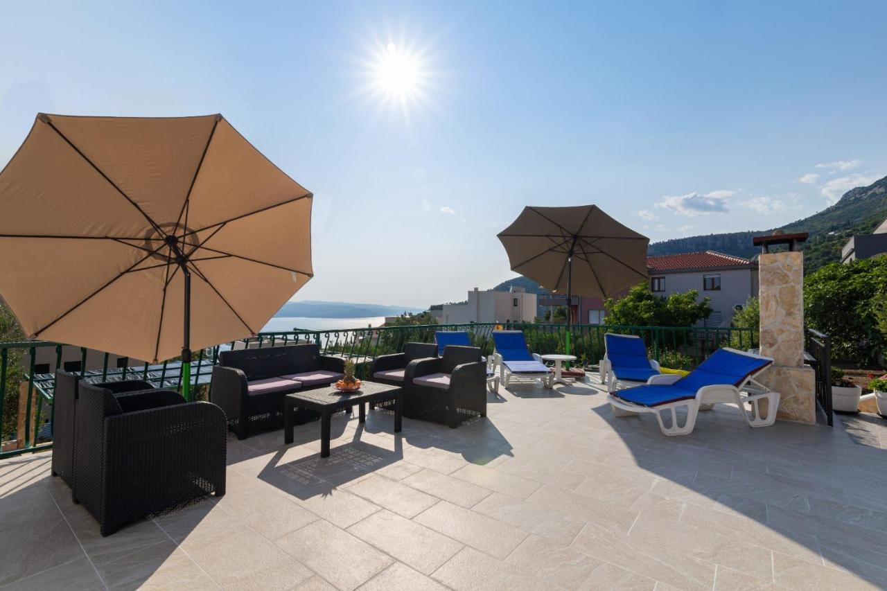 Navis Sea View Apartment With Pool Макарска Экстерьер фото